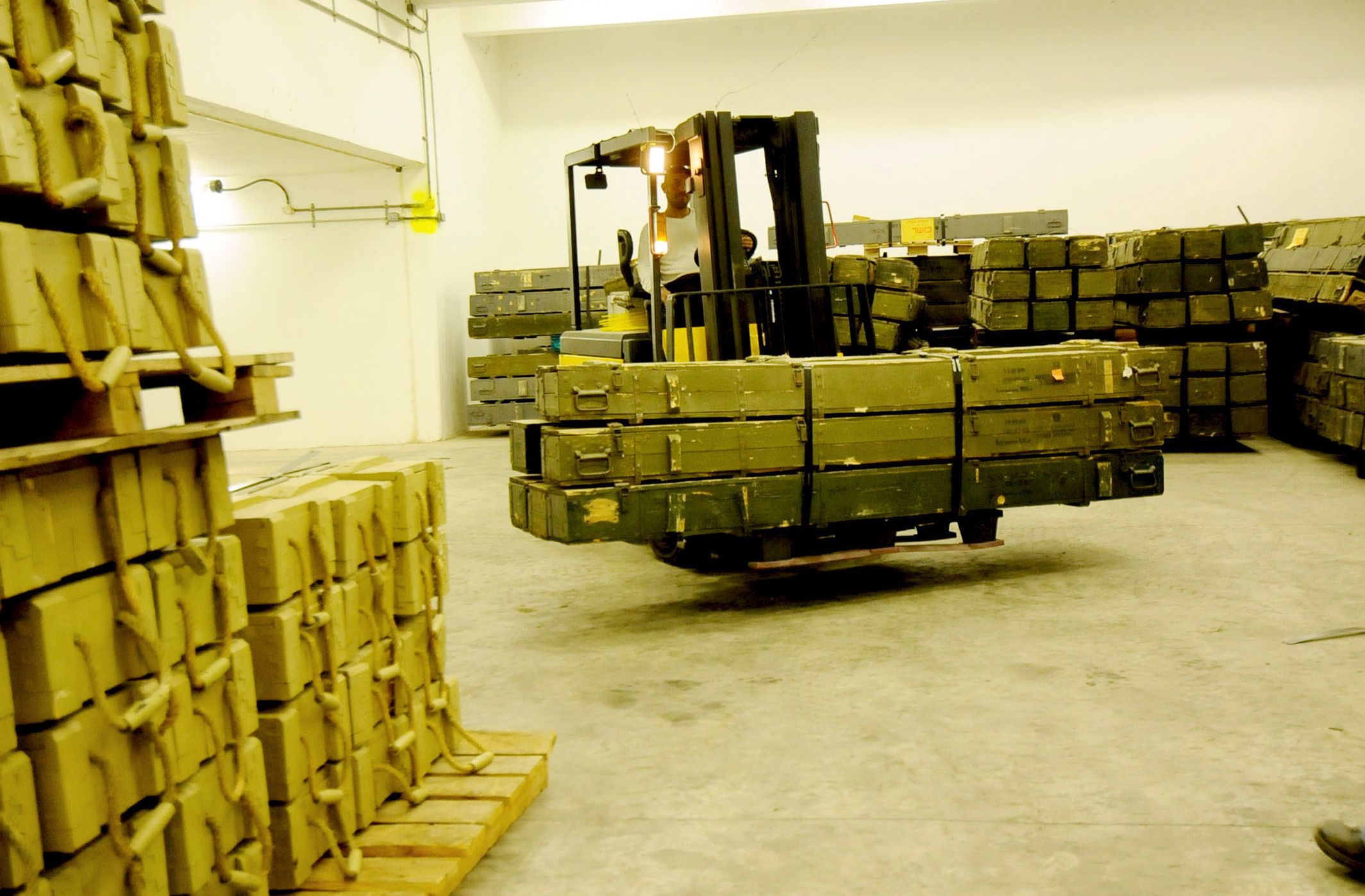 narrow aisle forklift - Fork Truck Hire and Sales in Essex and Suffolk