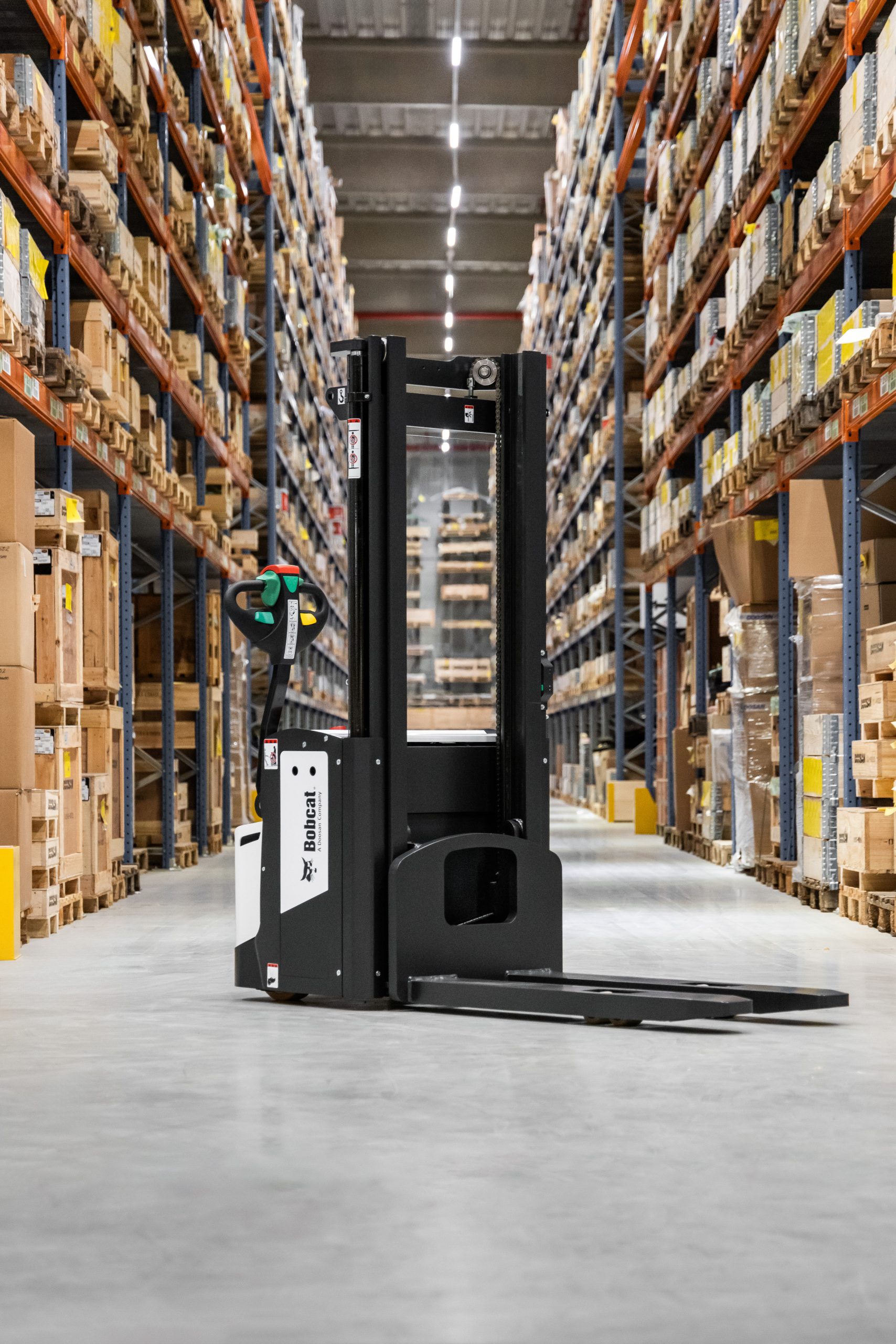 Doosan Bobcat Lithium Warehouse Equipment Fork Truck Direct