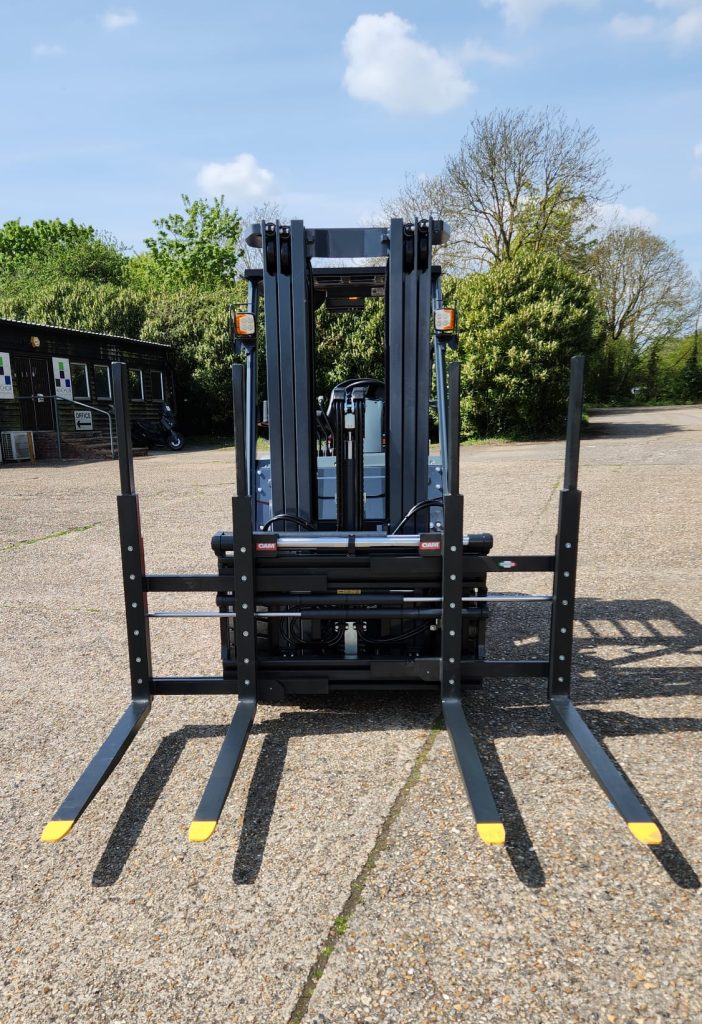 Cargo Secure Ltd in Felixstowe delivery of a double pallet handler