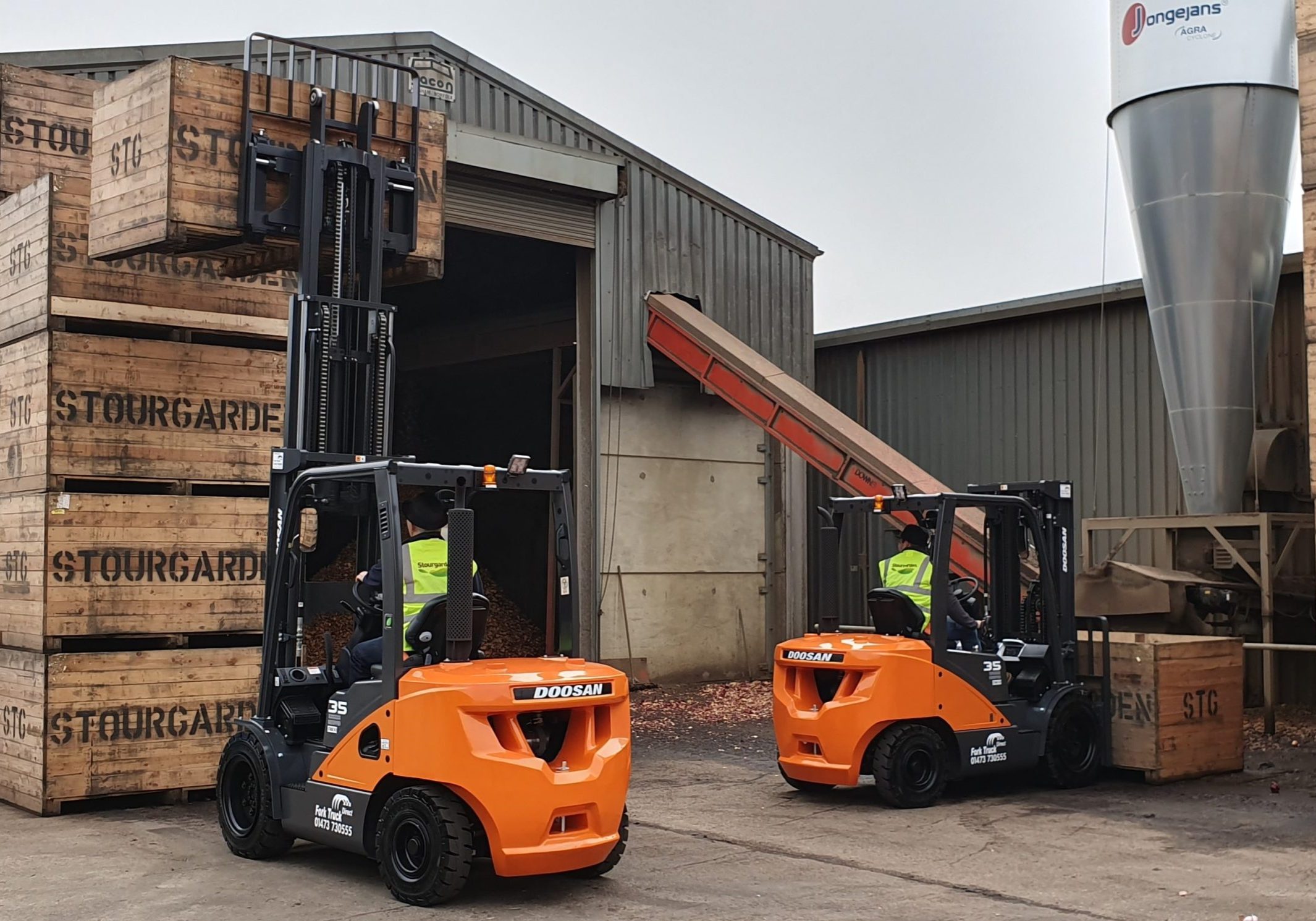 Doosan forklifts in action at Stourgarden Colchester